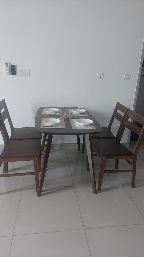 Amber Cove Apartment Malacca Luaran gambar